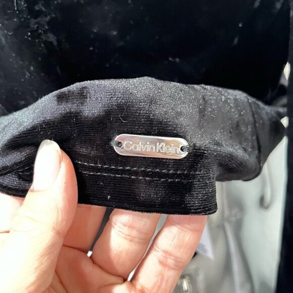 Calvin Klein Women's Black Twist Tie long Sleeve Velvet Top, Size S - Picture 3 of 5